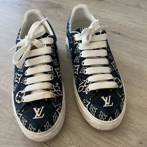 Louis Vuitton Sneakers